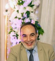 A picture of a participant who wants to get to know each other and get married