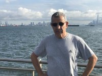 Une photo d’un participant qui veut faire connaissance et se marier