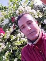Une photo d’un participant qui veut faire connaissance et se marier